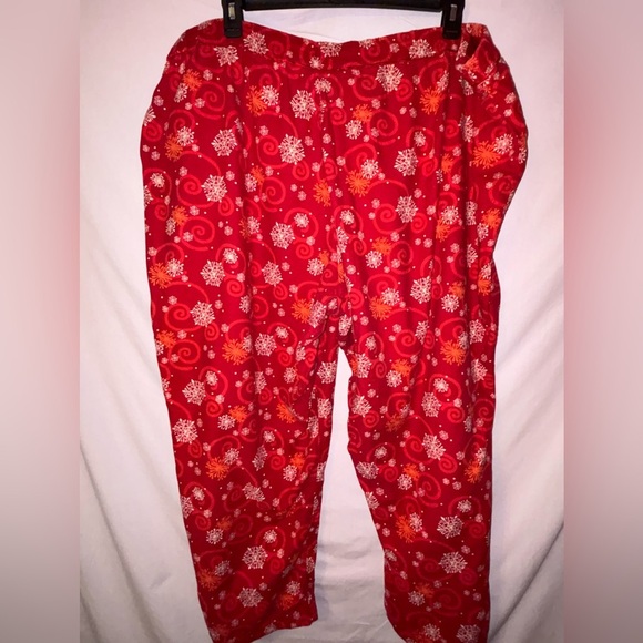 Cacique Women’s Red Snowflake flannel bottoms - Picture 7 of 12